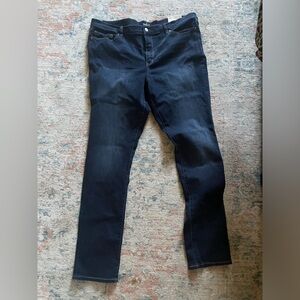 Skinny, stretch denim jeans